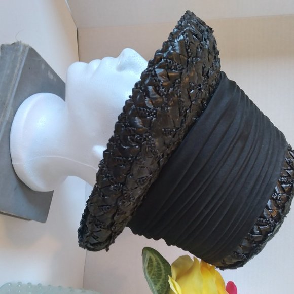 Vintage Lady Beatrice Woven Straw Cloche Hat, Early 19th Century - Picture 2 of 6